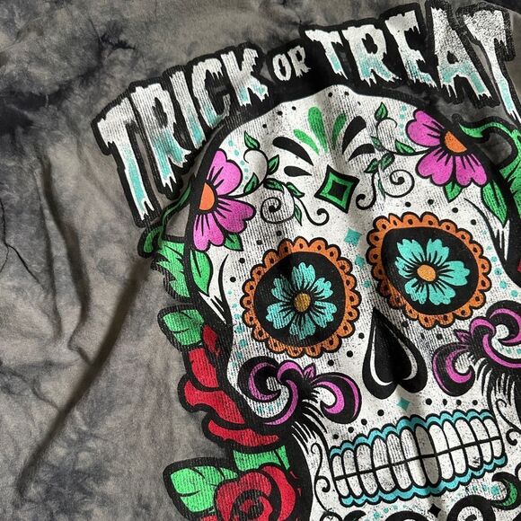 Day of the Dead Sugar Skull Trick or Treat Halloween Tie Dye T Shirt - Picture 3 of 5